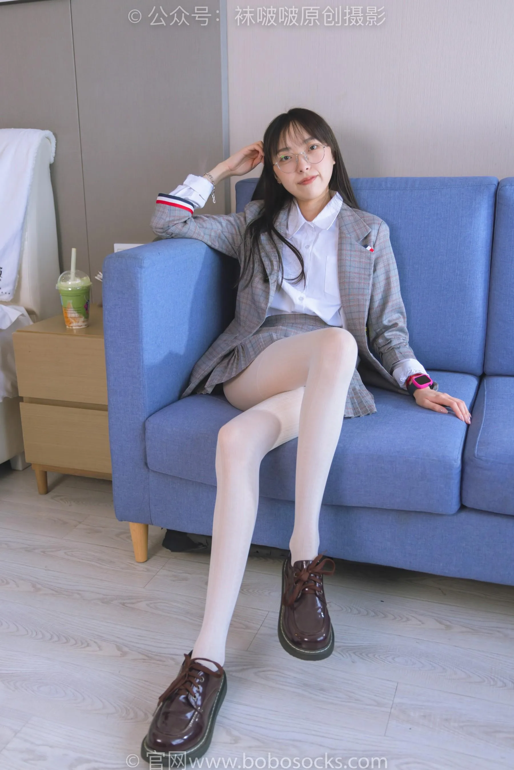 [BoBoSocks袜啵啵]NO.202 稚予-皮鞋、白色蕾丝丝袜、ol风 [87P]插图3